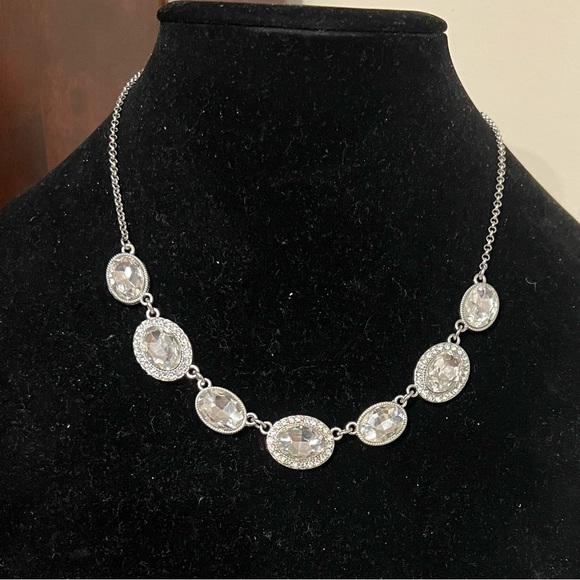 Vintage Jewelry - Vintage Rhinestone Statement Necklace Bridal